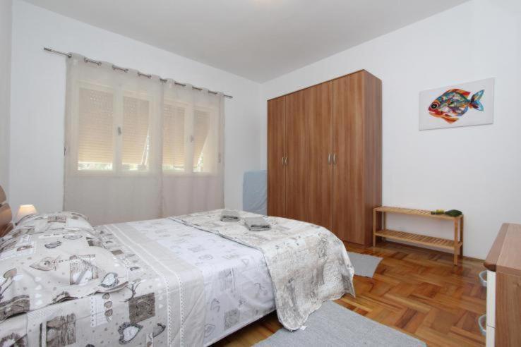 Ferienwohnung Apartman Sator Rovinj Exterior foto